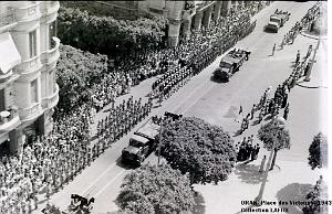 ORAN 1943 DEFILE PLACE DES VICTOIRES (5)